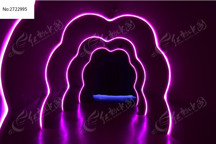 ������չ���ڵķ�ɫͨ��ͼƬ