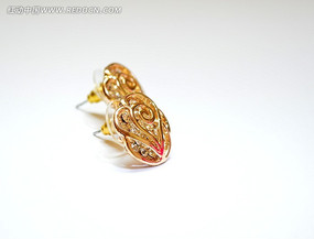 Ư������