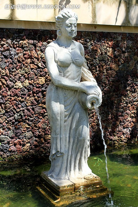 ����ˮ����Ů��