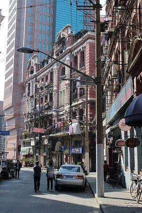 �Ͼ���·��̲