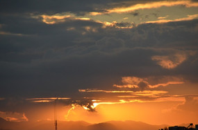 ��ɽ��̫��