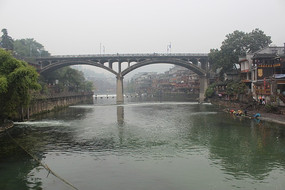 ��˹ųǵ���