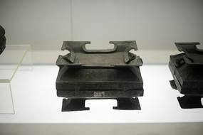 ����ͭ��