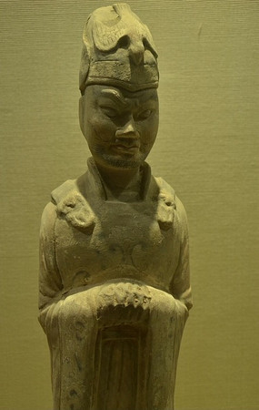 北宋随葬品三彩人物俑