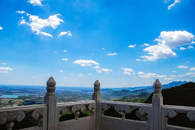 ɽ������̨