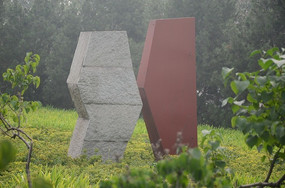 ����ĸ��ʯͷ