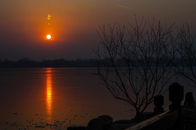 �ú�԰����������