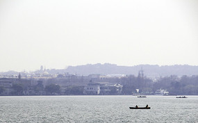 �����԰�