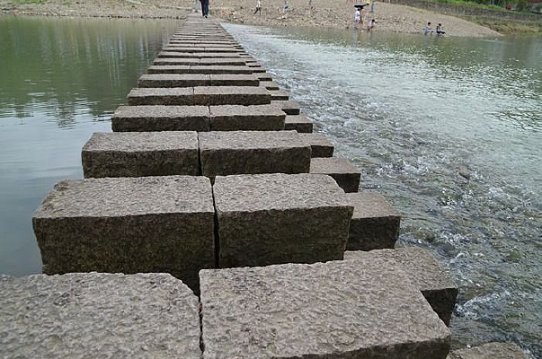 ʯͷ��������