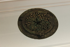 ͭ������