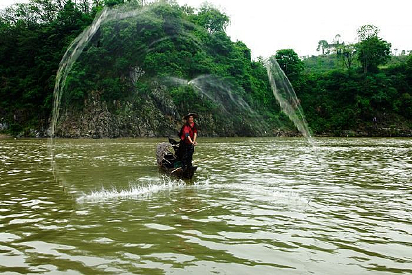 �°�����������