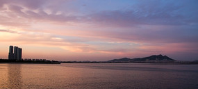 ����С��Զ��