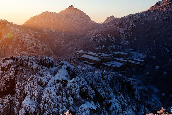 Զ������