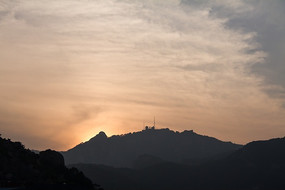 ��ϼ��ɽ��