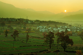 ��ɽ����