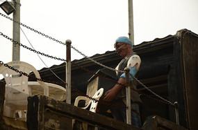 ��������