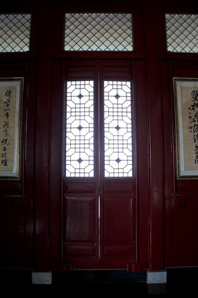 ��ʽ����Ԫ��