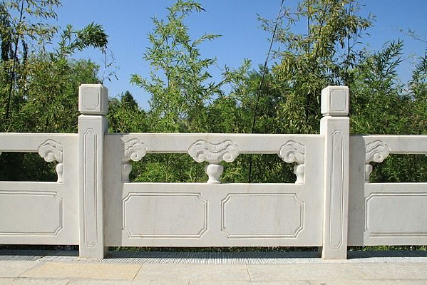 ������ʯ��