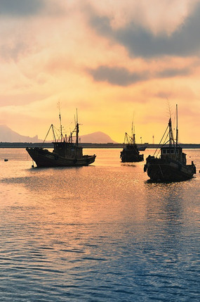 ��ϼ�µ��洬