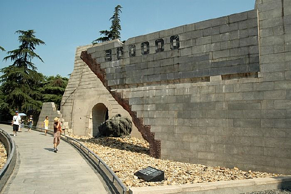 �Ͼ�����ɱ����ͬ������ݵ���