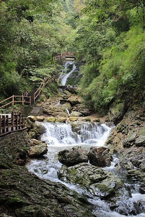 ɽ�е���С��