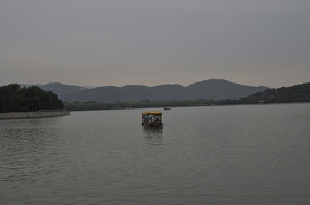 �ú�԰����