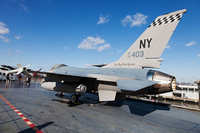 ����ĸ��ͼ