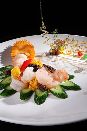 黄耳珍菌炒虾球