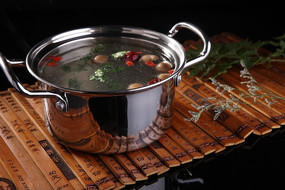 ��ɫ������