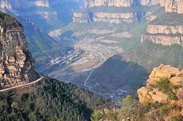 ɽ���з���