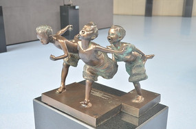 ����С��