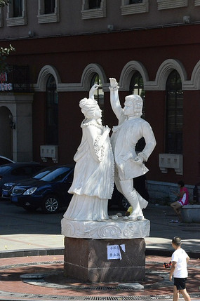 �������