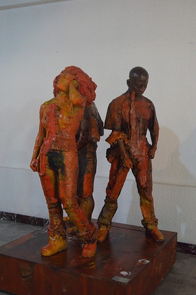 �������