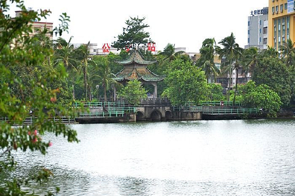 ������С��