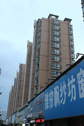 �Ϻ���סլ¥