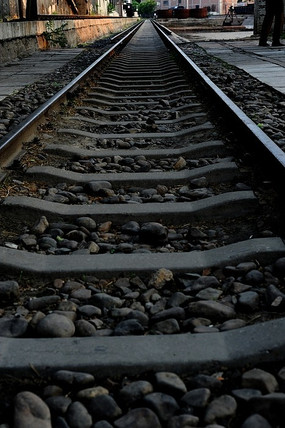 ����Զ����·