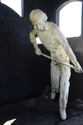 ���ص���