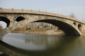 �ӱ�����ʯ��