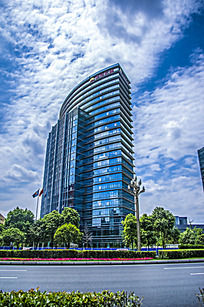 �ɶ��й�ʯ�ʹ�¥