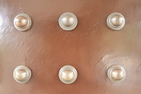 ���Ų���