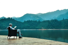 ���߿���