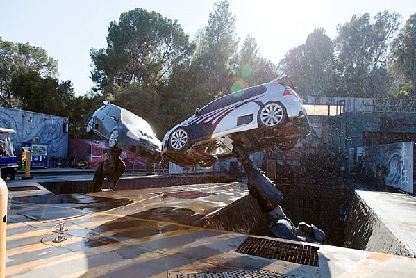 ��ײ������