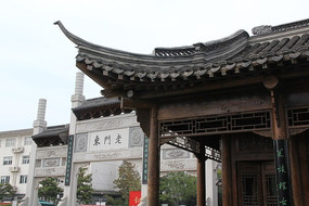 ���Ŷ��Ʒ�