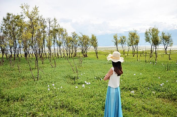 ��ԭ�ϵ�Ů��