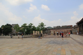 �㳡�ߵ�¥��