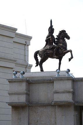 �ý�����ʿ