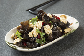 ���ʰ�ľ��