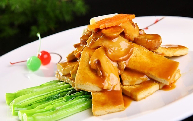 ���׳��϶���