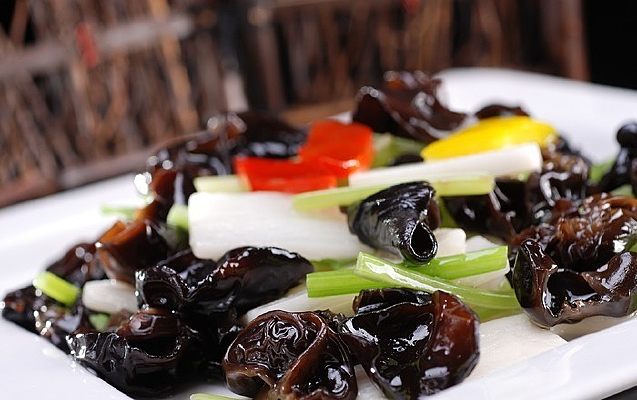 ����ľ������ɽ