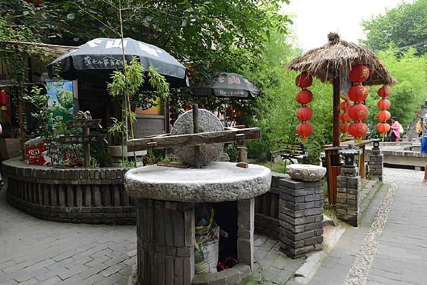 ������԰